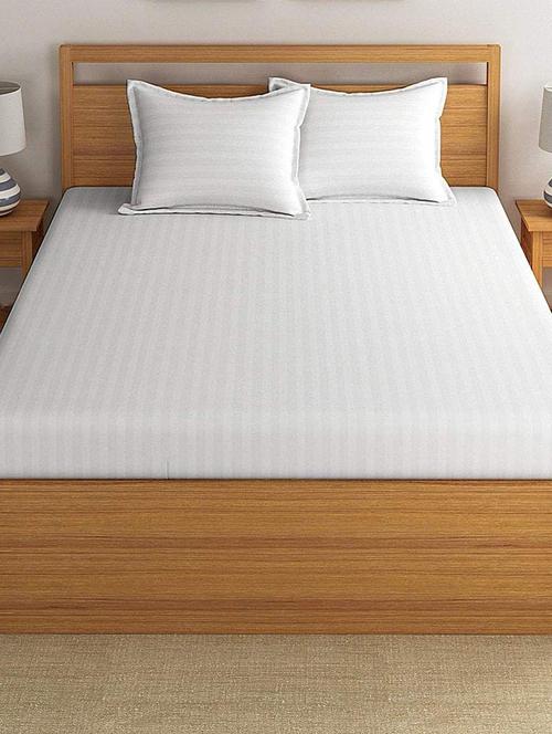 home plus studio plain white satin bedsheet  - 18560312 - Very Small Image - 1