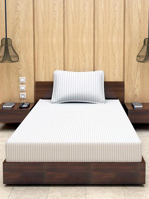 home plus studio white satin bedsheet - 18561162 - Very Small Image - 1