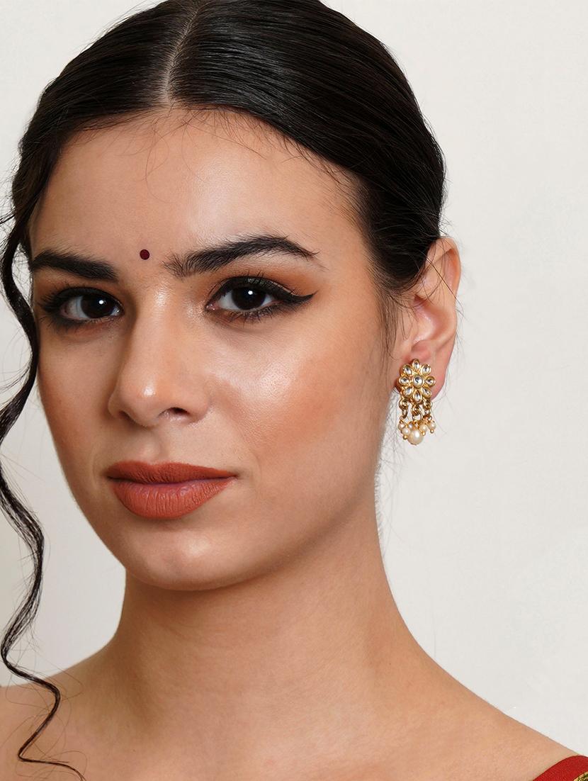 set of 4 gold plated earring - 18632986 - Standard Image - 3