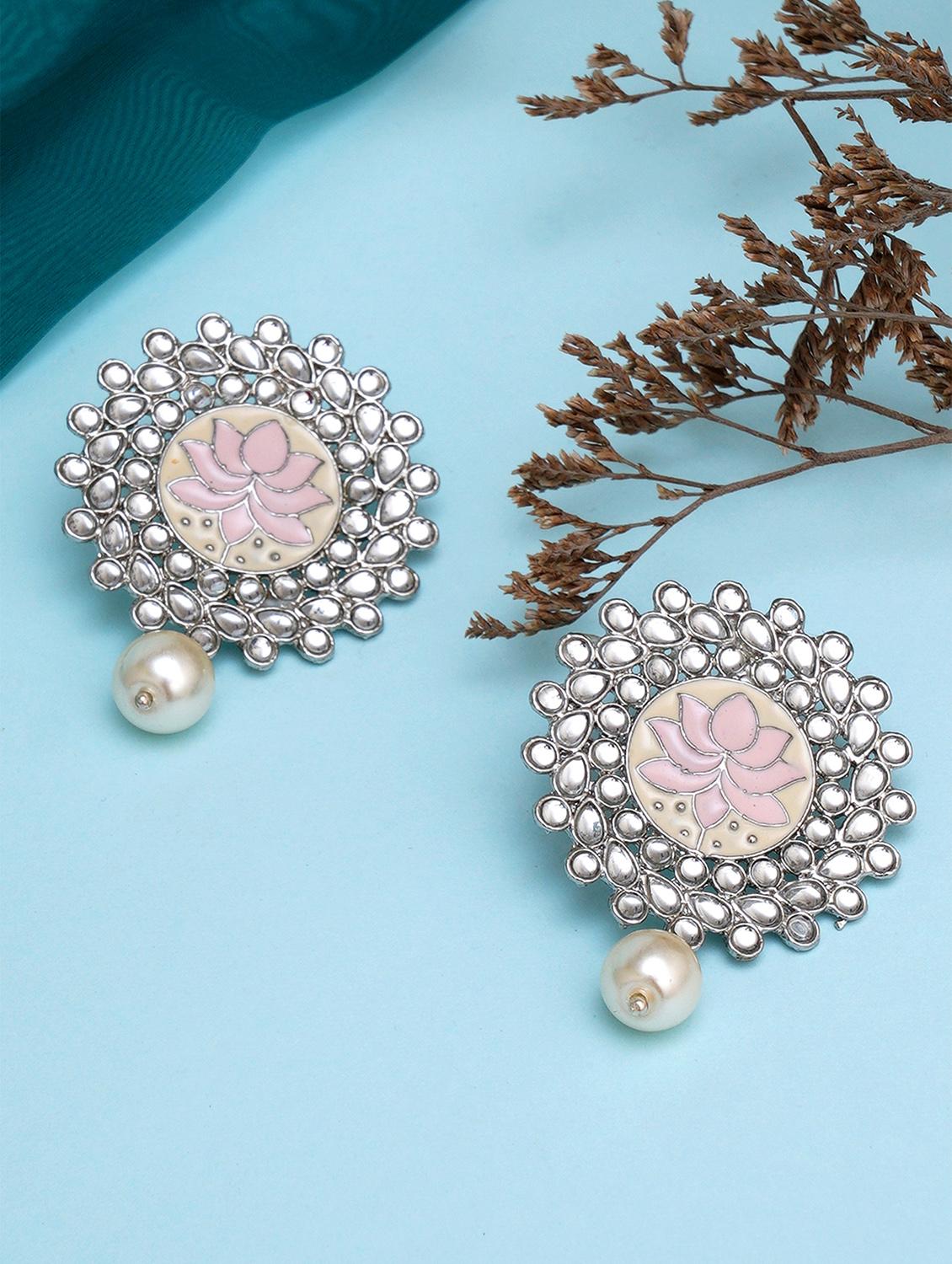 women pink classic studs earrings - 18633239 -  Zoom Image - 0