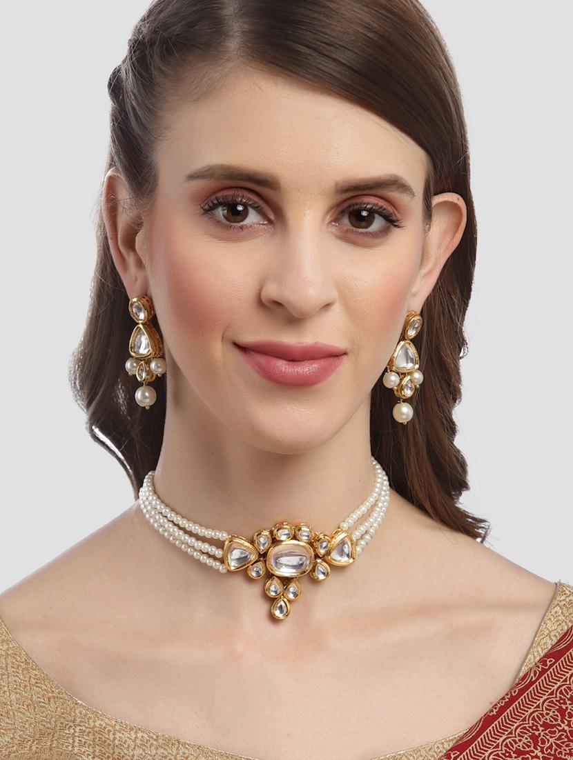 gold plated necklaces earring maang tikka set - 18636004 - Standard Image - 5