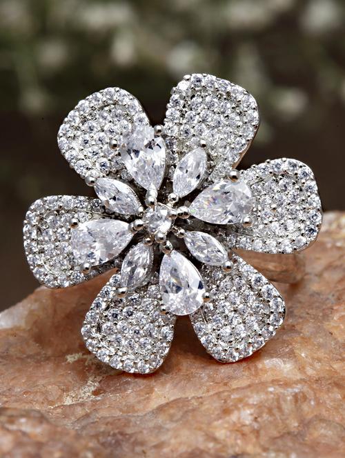 silver metal finger  ring - 18636198 - Very Small Image - 1