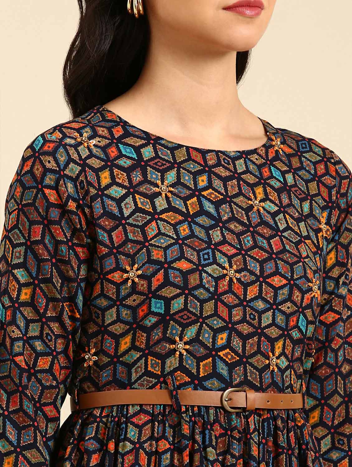 women's flared kurta - 18736682 - Standard Image - 4