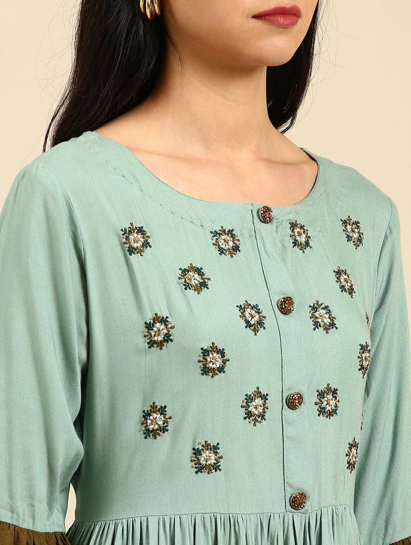 women's tiered kurta - 18736728 - Standard Image - 3