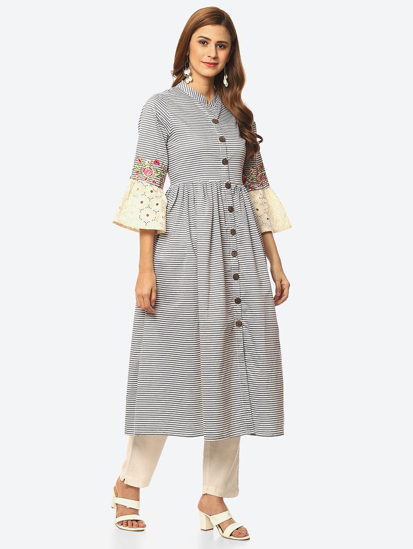 women's front slit kurta - 19169448 - Zoom Image - 2