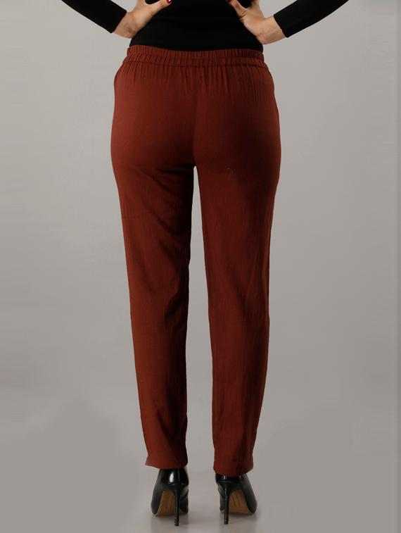 women solid pleated cigarette pants - 19257522 - Standard Image - 2