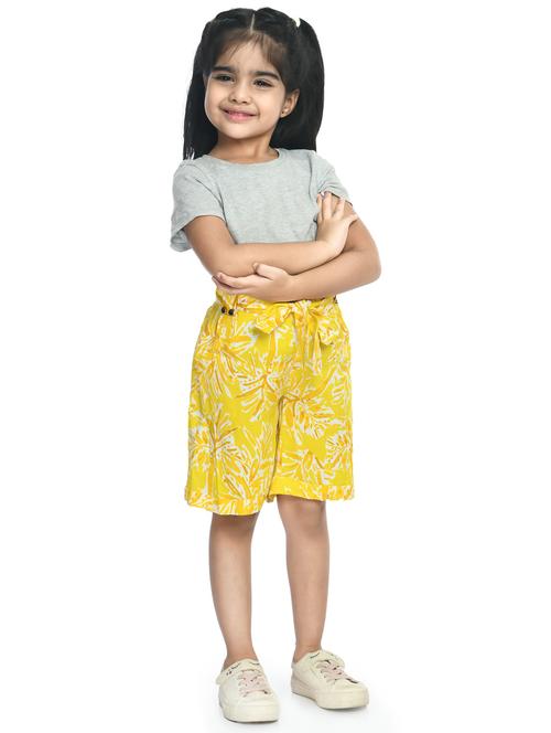 yellow printed three-fourth shorts - 19491448 - Standard Image - 0
