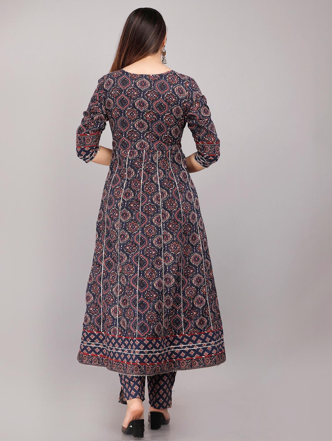 women printed kurta pant set with dupatta - 19734477 - Zoom Image - 3