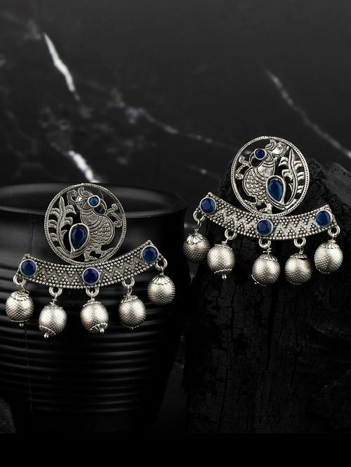silver alloy studs earring - 19839897 - Very Small Image - 1