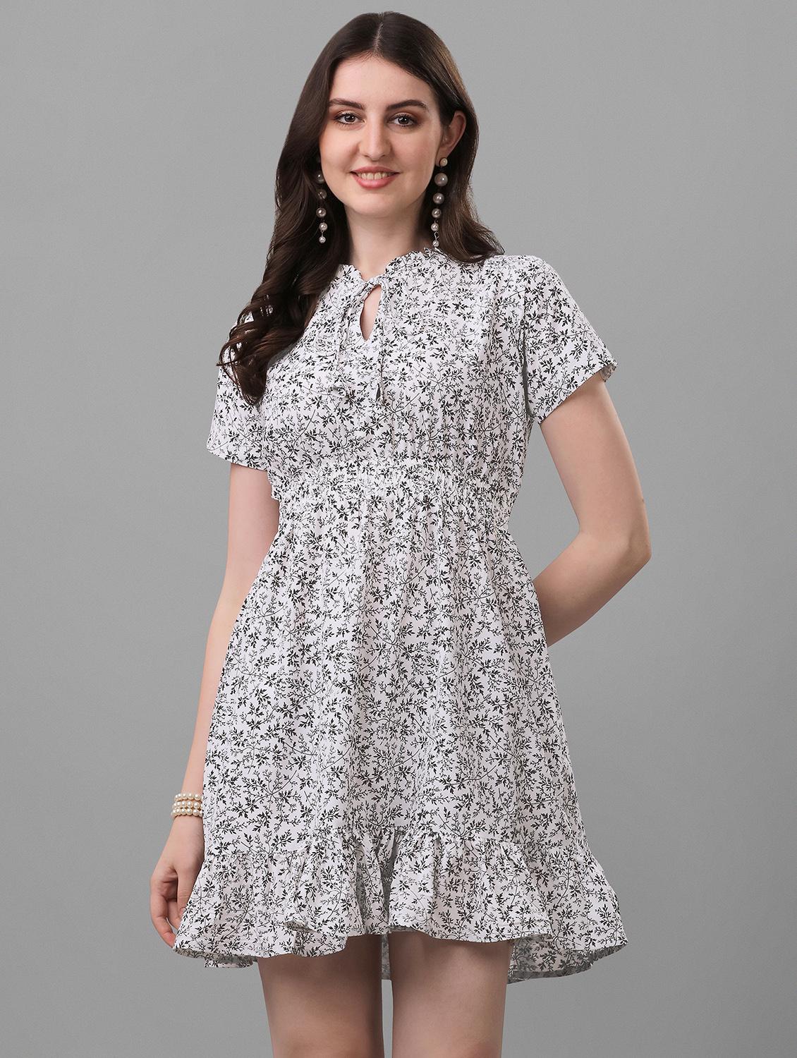 Buy online Women s Fit Flare Floral Dress from western wear for Women by Plusifye for 749 at 42 off 2024 Limeroad