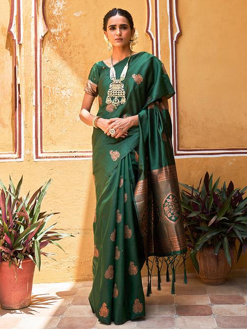 green silk blend kanjivaram saree with blouse - 20018654 - Very Small Image - 1