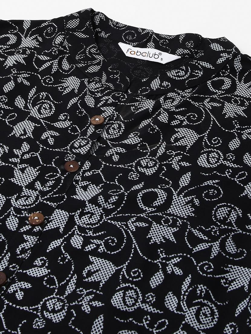 women black mandarin neck a-line kurti - 20253134 - Zoom Image - 5