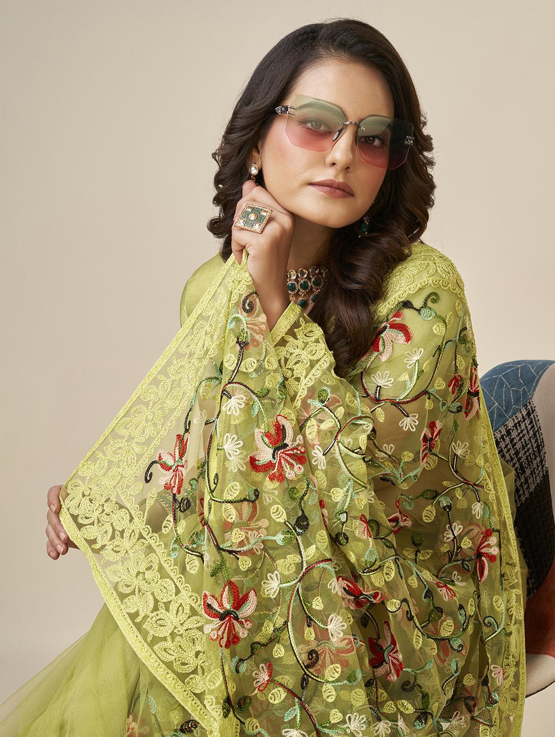 women's embroidered saree - 20334340 - Standard Image - 4