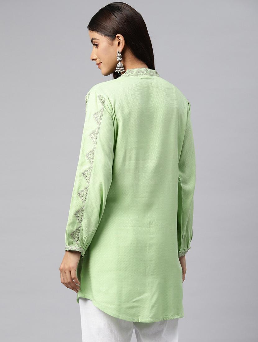 women green mandarin neck a-line kurti - 20345236 - Zoom Image - 2