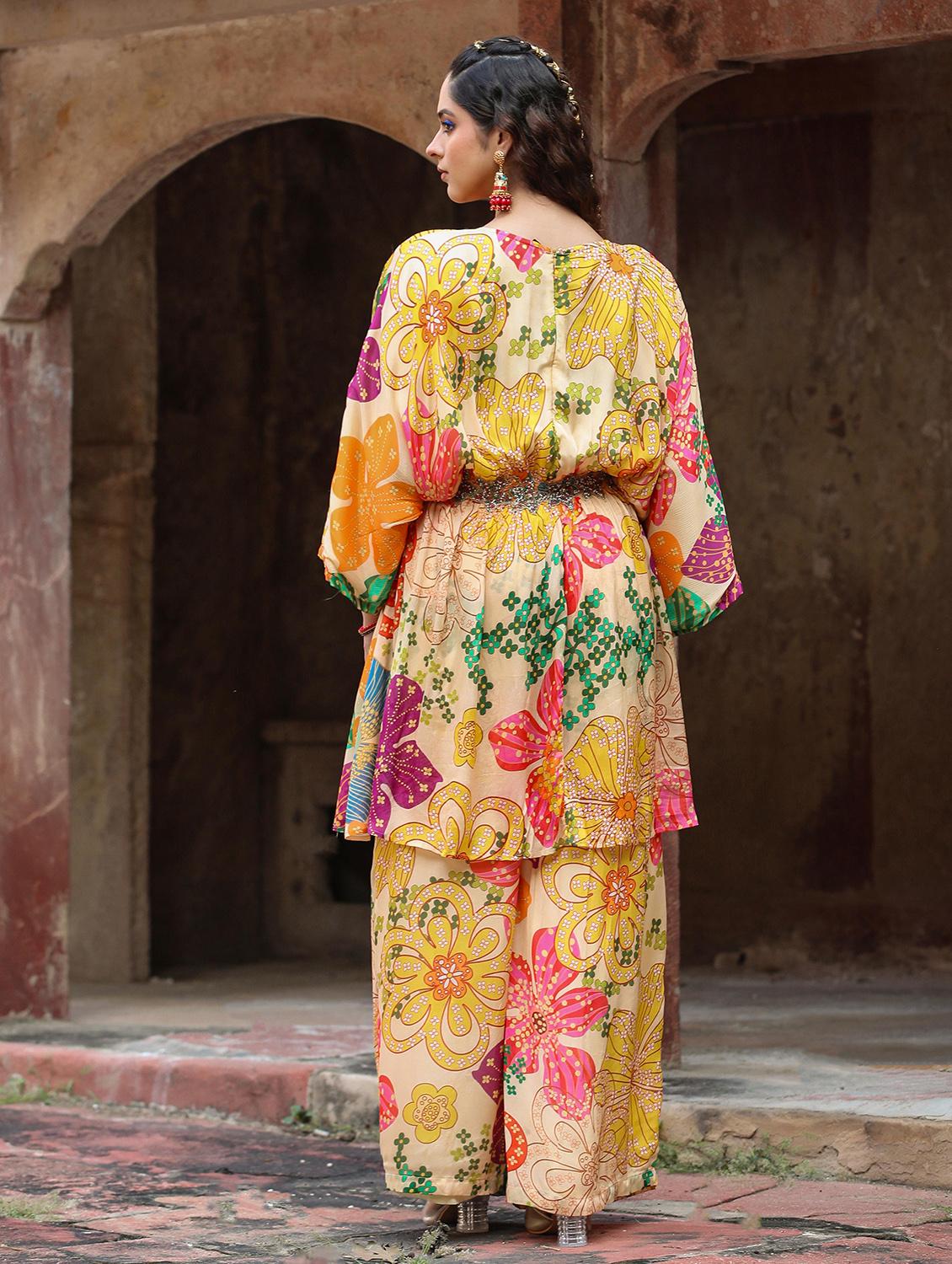women cream floral print v neck co-ord sets - 20458222 - Standard Image - 4