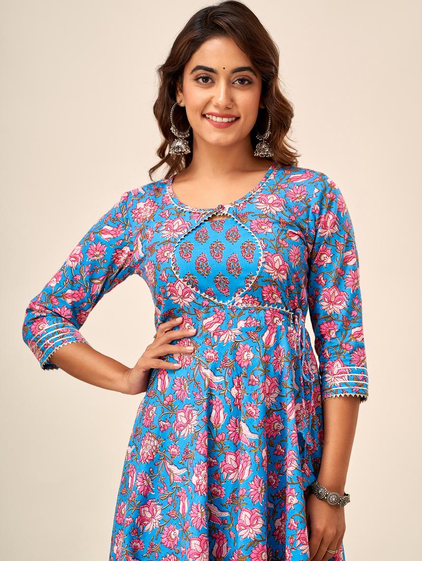 women floral printed flared kurta - 20459101 - Standard Image - 3