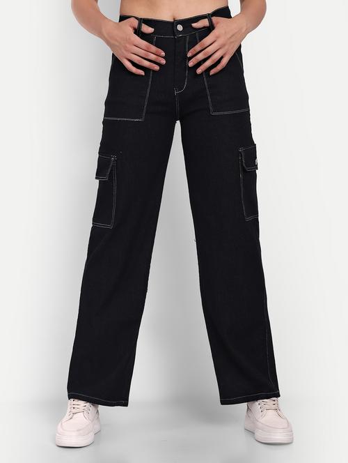 women black plain cargo jeans - 20594393 - Very Small Image - 1