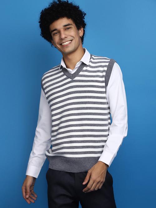 grey striped sleeveless v-neck pullover - 20686845 - Very Small Image - 1