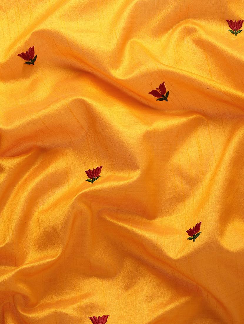 women yellow embroidered saree - 20754430 - Zoom Image - 4