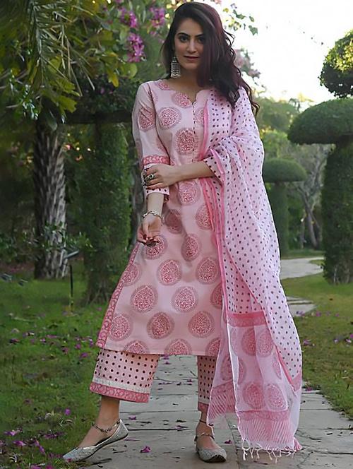 women printed three quarter sleeve kurta pant with dupatta set - 20855692 - Very Small Image - 1