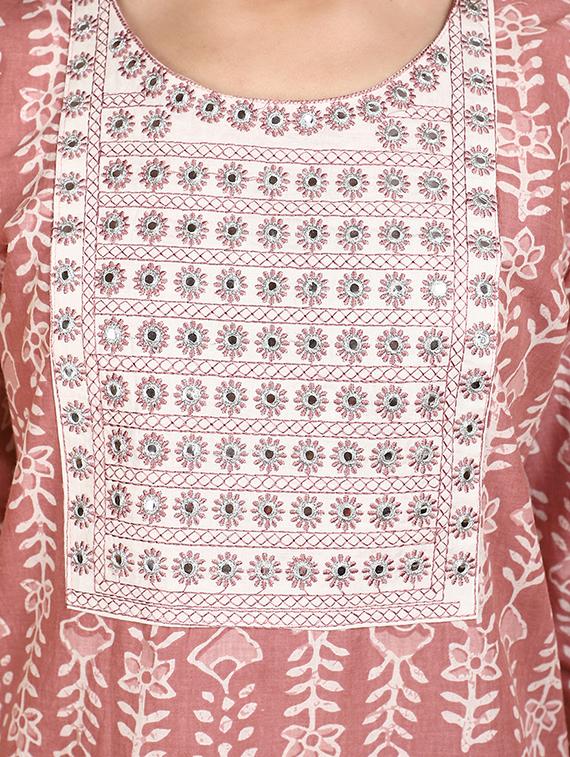 women peach printed kurta pant set with dupatta - 20958781 - Standard Image - 4