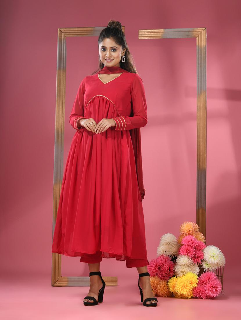 women solidl v neck kurta pant set with dupatta - 20970871 - Zoom Image - 0