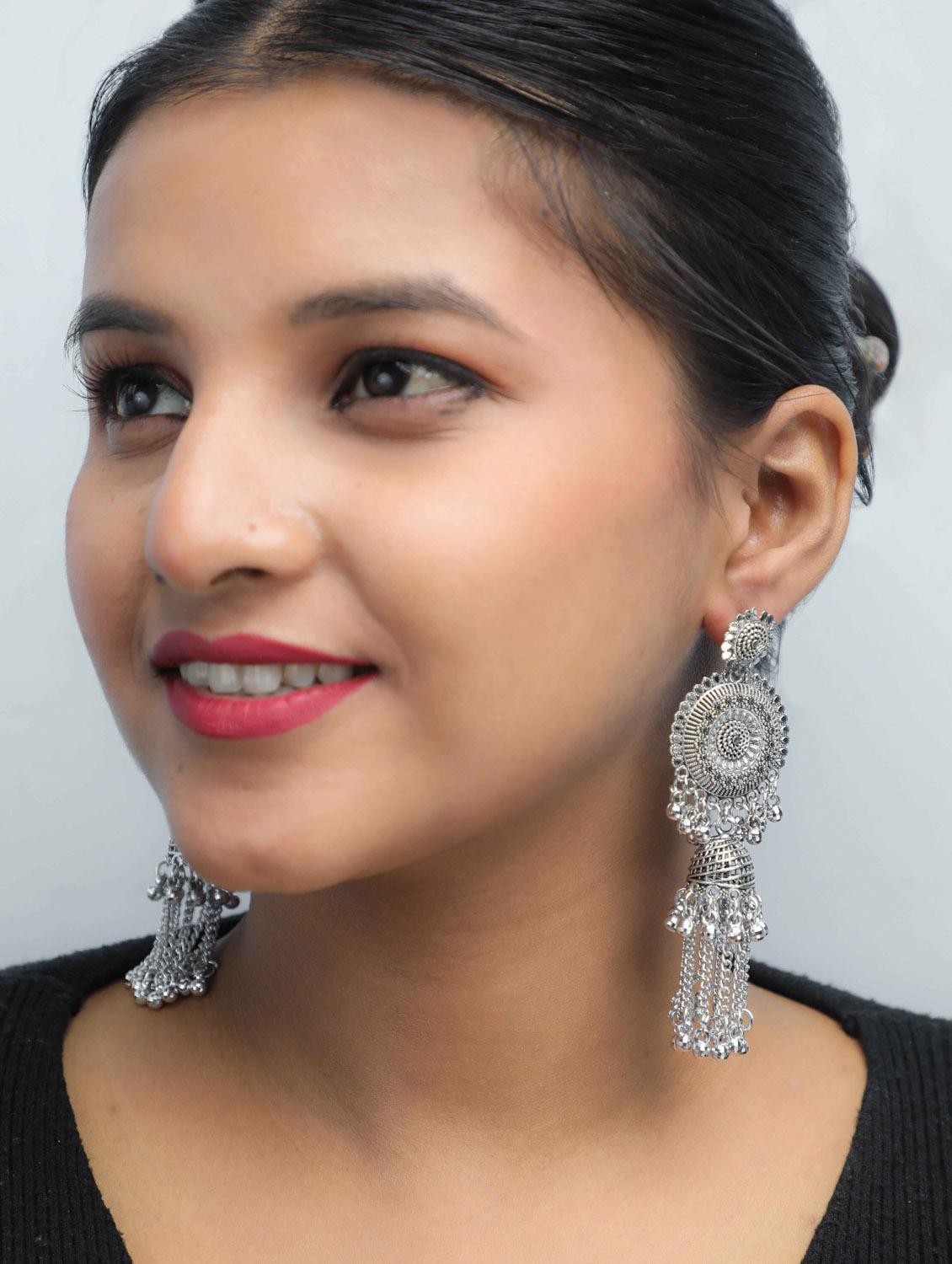 silver plated oxidised ghungharoo jhumka earrings - 20983021 - Standard Image - 3