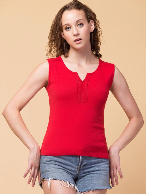 solid red detailed regular top - 21024481 - Very Small Image - 1