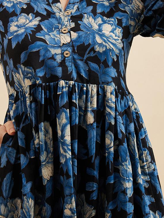 women black floral printed detailed dress - 21102135 - Standard Image - 3