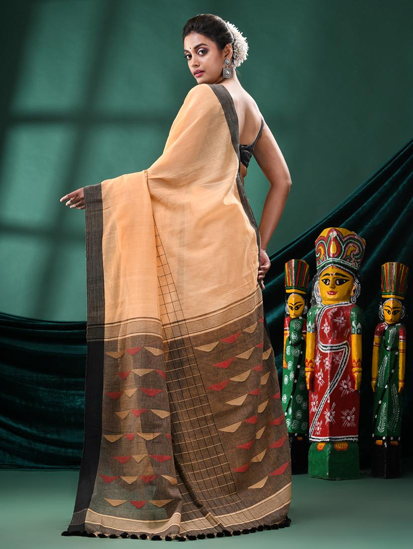 women self design handloom saree with blouse - 21161431 - Standard Image - 3