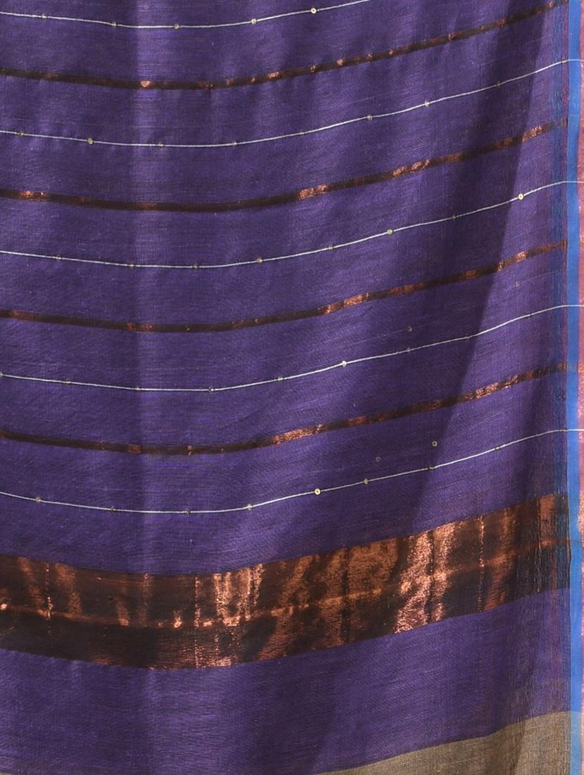 women self design handloom saree with blouse - 21176123 - Zoom Image - 3