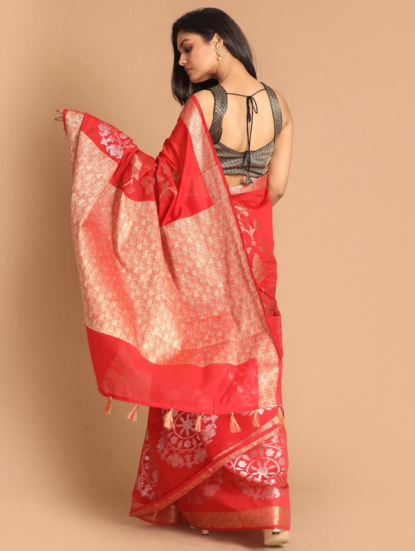 women self design handloom saree - 21185770 - Zoom Image - 2
