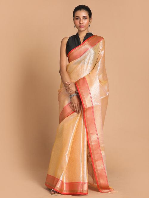 women self design bordered saree with blouse - 21185981 - Standard Image - 0