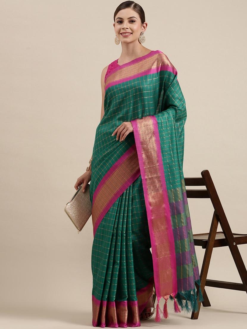 women checkered handloom saree with blouse - 21219813 -  Zoom Image - 0