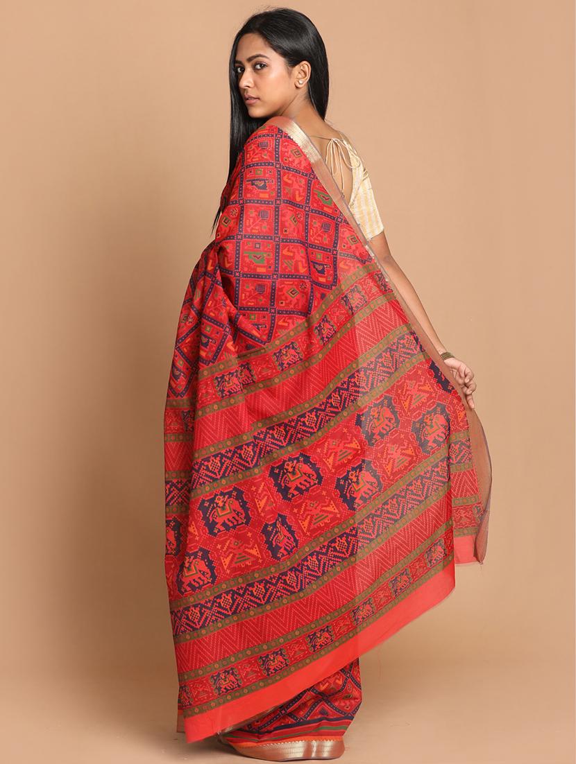 women self design handloom saree - 21272179 - Zoom Image - 2