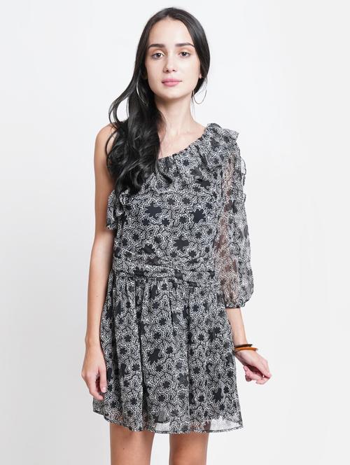 women black polyester a-line dress - 21324501 - Very Small Image - 1