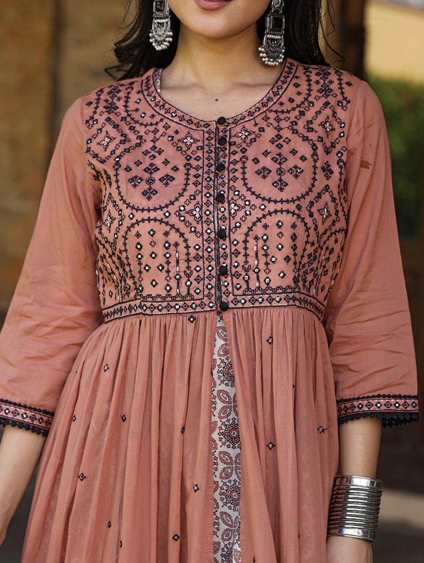women peach round neck flared dress - 21337765 - Zoom Image - 3