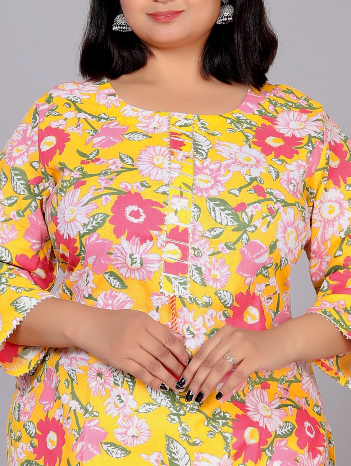 women three quarter sleeve plus size straight kurta - 21354519 - Zoom Image - 4