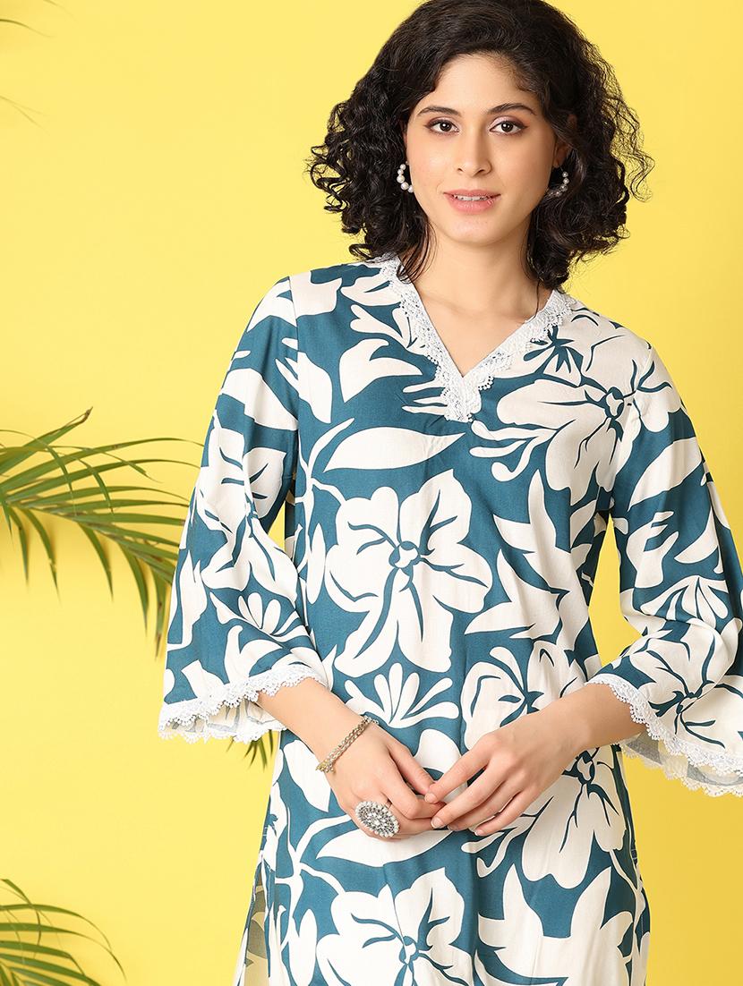 women blue floral printed straight kurta - 21368290 - Zoom Image - 4