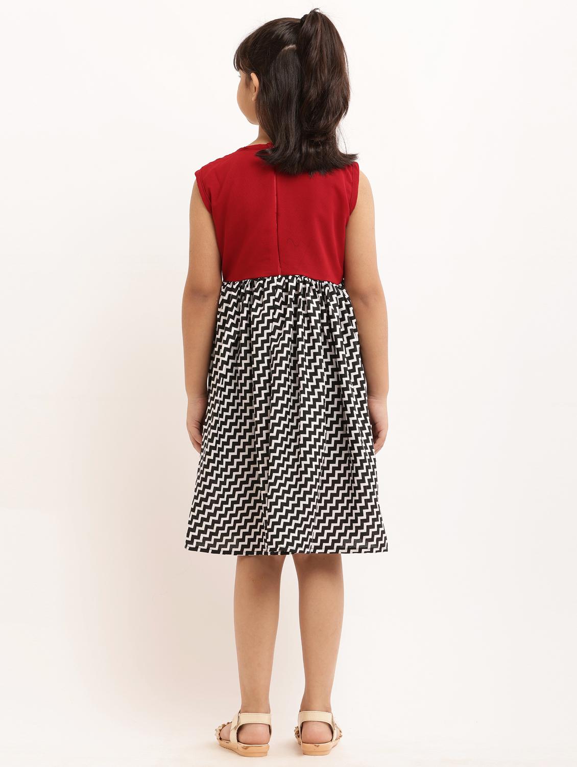 girl printed sleevless crepe frock - 21481092 - Standard Image - 4