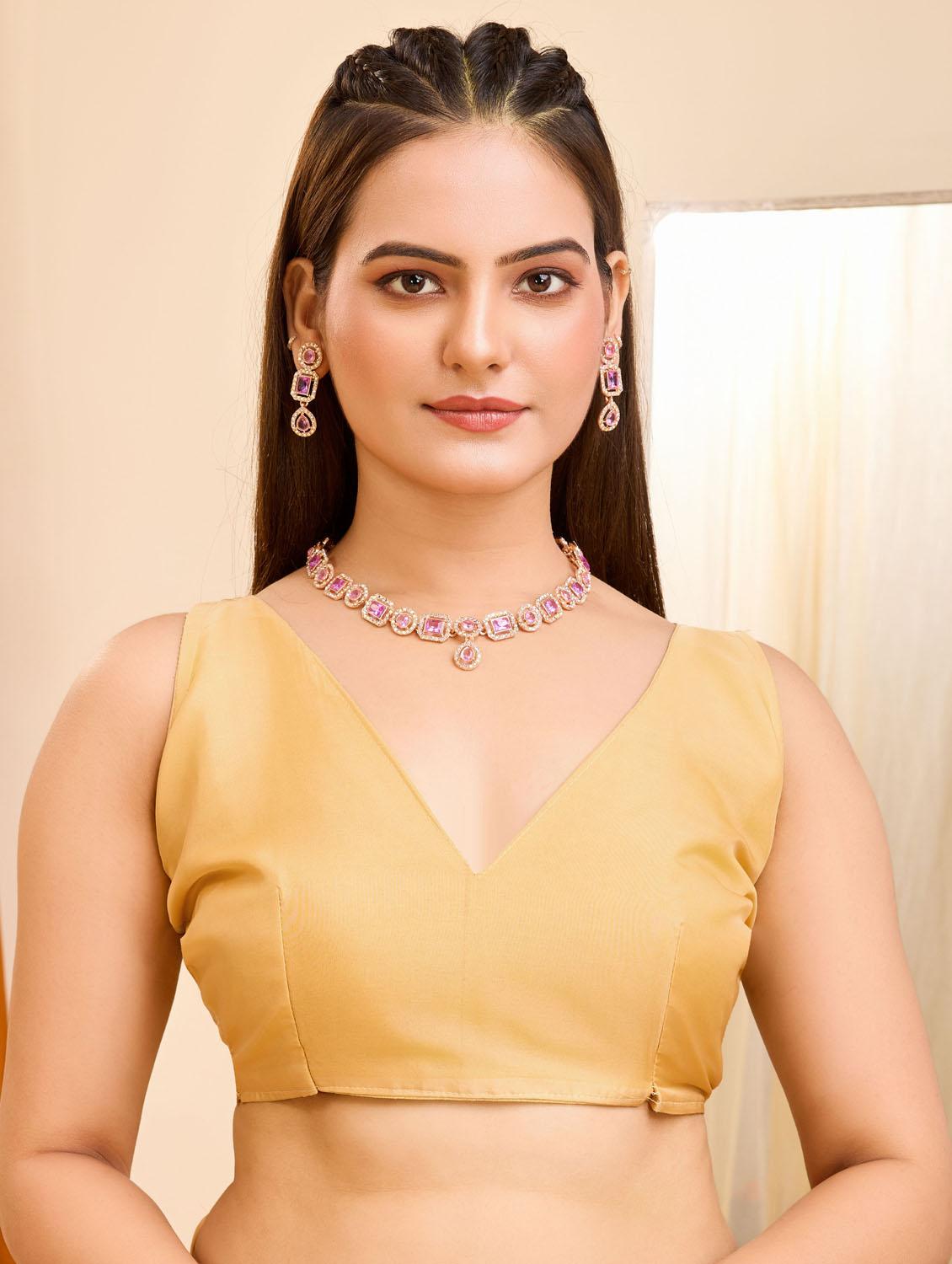 women yellow embroidered saree with blouse - 21481542 - Zoom Image - 4
