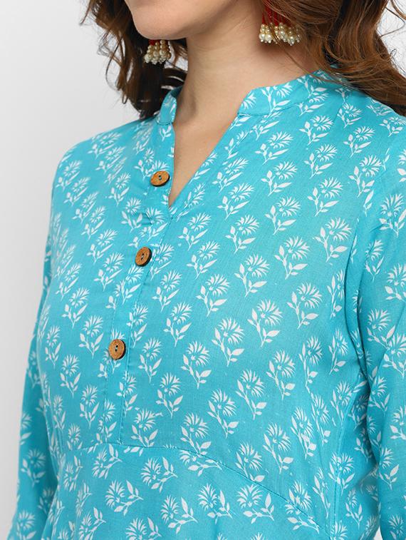 women light blue kurta pant set - 21494178 - Zoom Image - 4