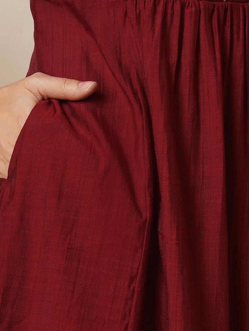 women maroon notch neck a-line kurta - 21521909 - Zoom Image - 5
