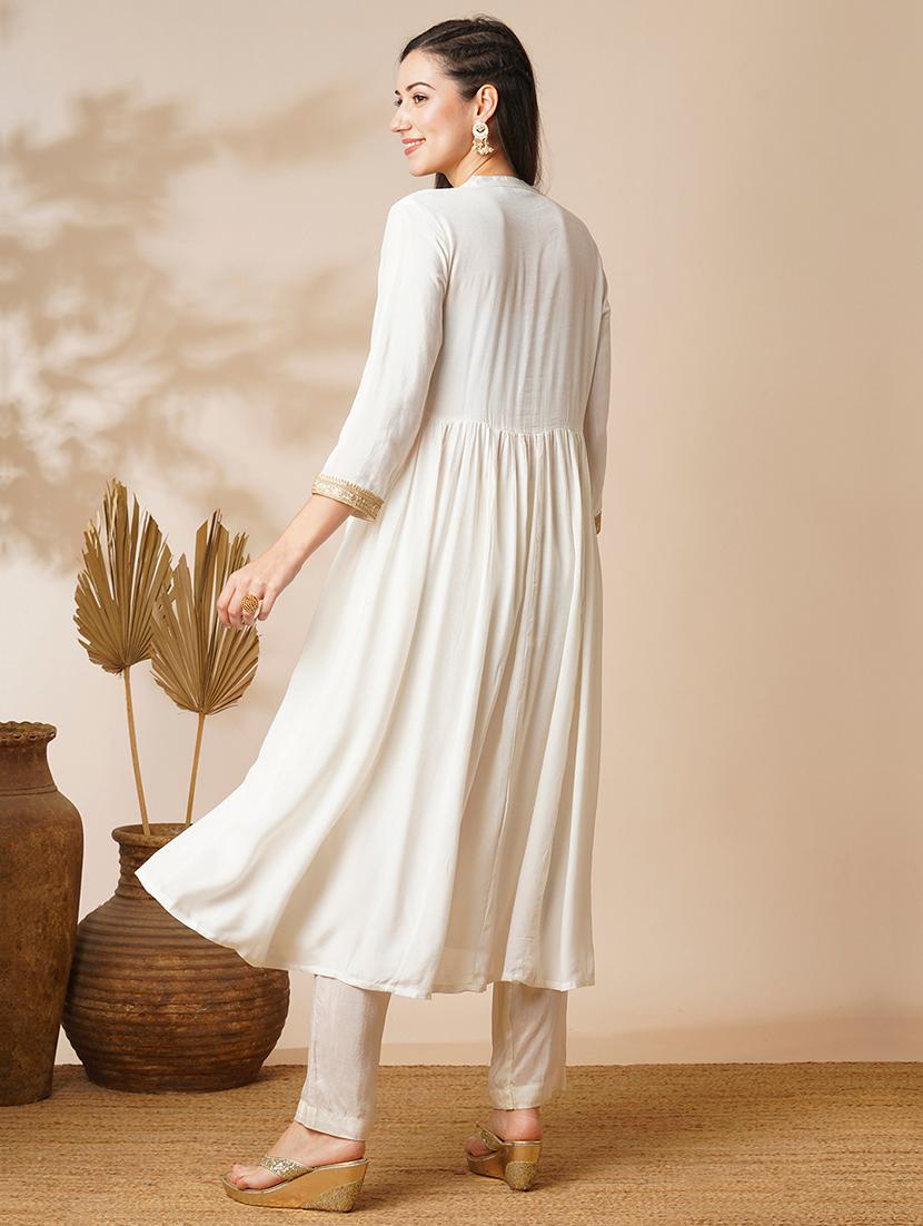 globus women off-white mandarin collar gotta lace yoke a-line calf length ethnic kurta - 21531826 - Zoom Image - 2