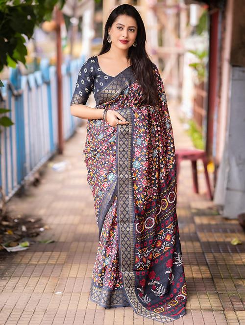 women floral printed saree - 21538830 -  Standard Image - 0