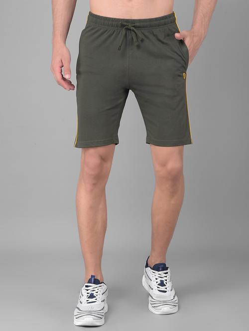men mid rise solid shorts - 21596797 - Very Small Image - 1