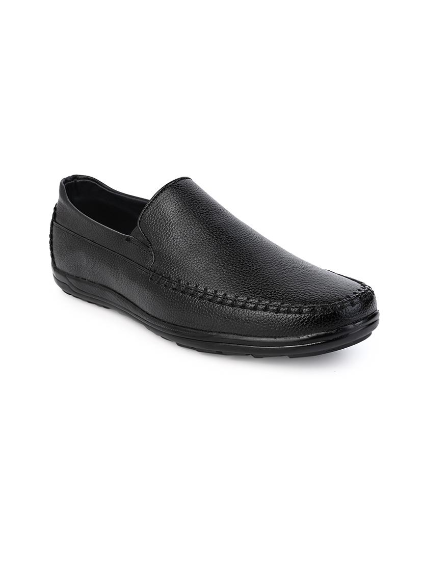 men solid slip on shoes - 21597486 - Zoom Image - 2