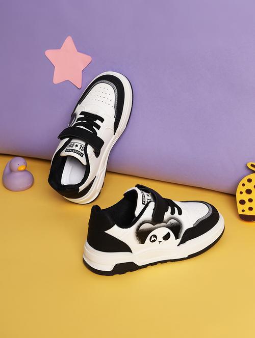 kids black solid sneaker - 21638302 - Standard Image - 0