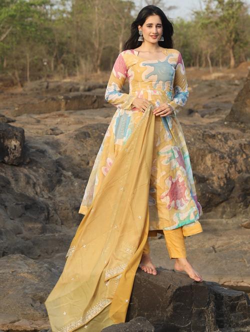 women mustard long sleeve kurta pant with dupatta set - 21651796 -  Standard Image - 0