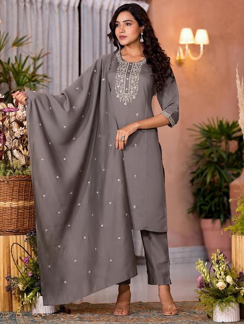 women embroidered kurta pant set with duaptta - 21680511 - Very Small Image - 1